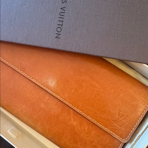 Authentic LV Limited Edition Cognac Leather Sarah Wallet • box and dust bag. - Picture 1 of 14